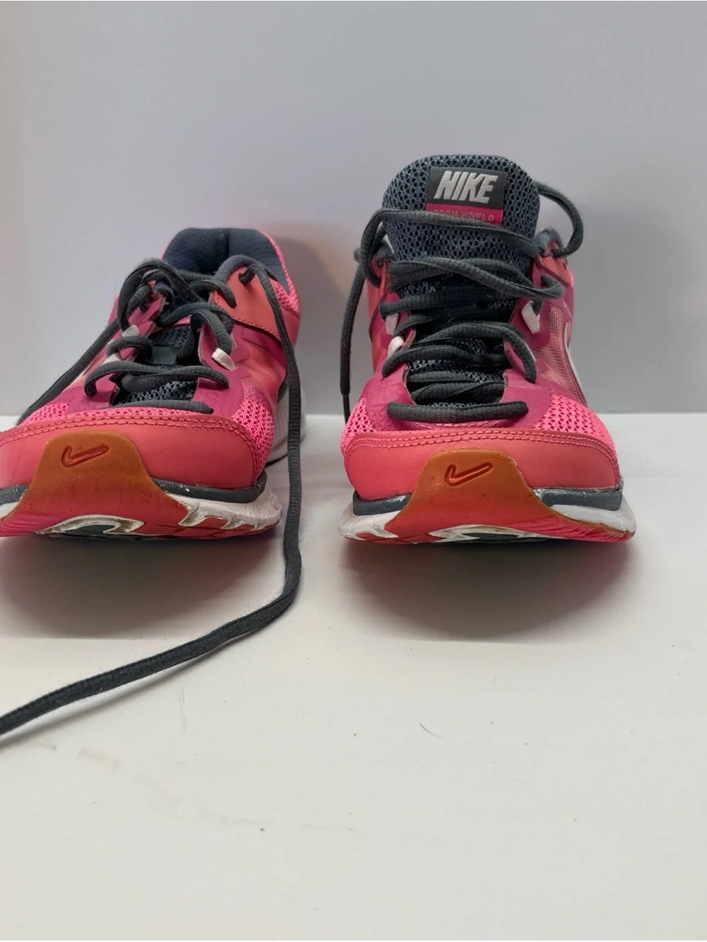 Nike Zoom Dynamic Web Women's Pink and Gray Dynamic Web Running Shoe size 8.58
